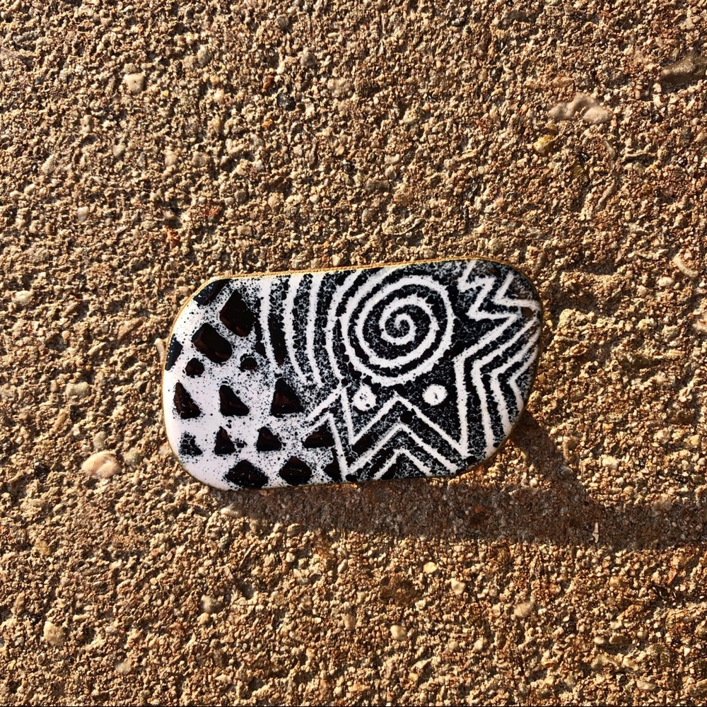 Black and White Vintage Abstract Pin